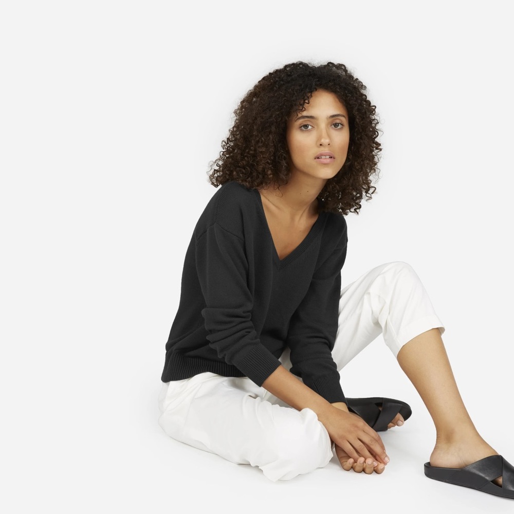 Everlane Soft Cotton Vneck XS Washed black